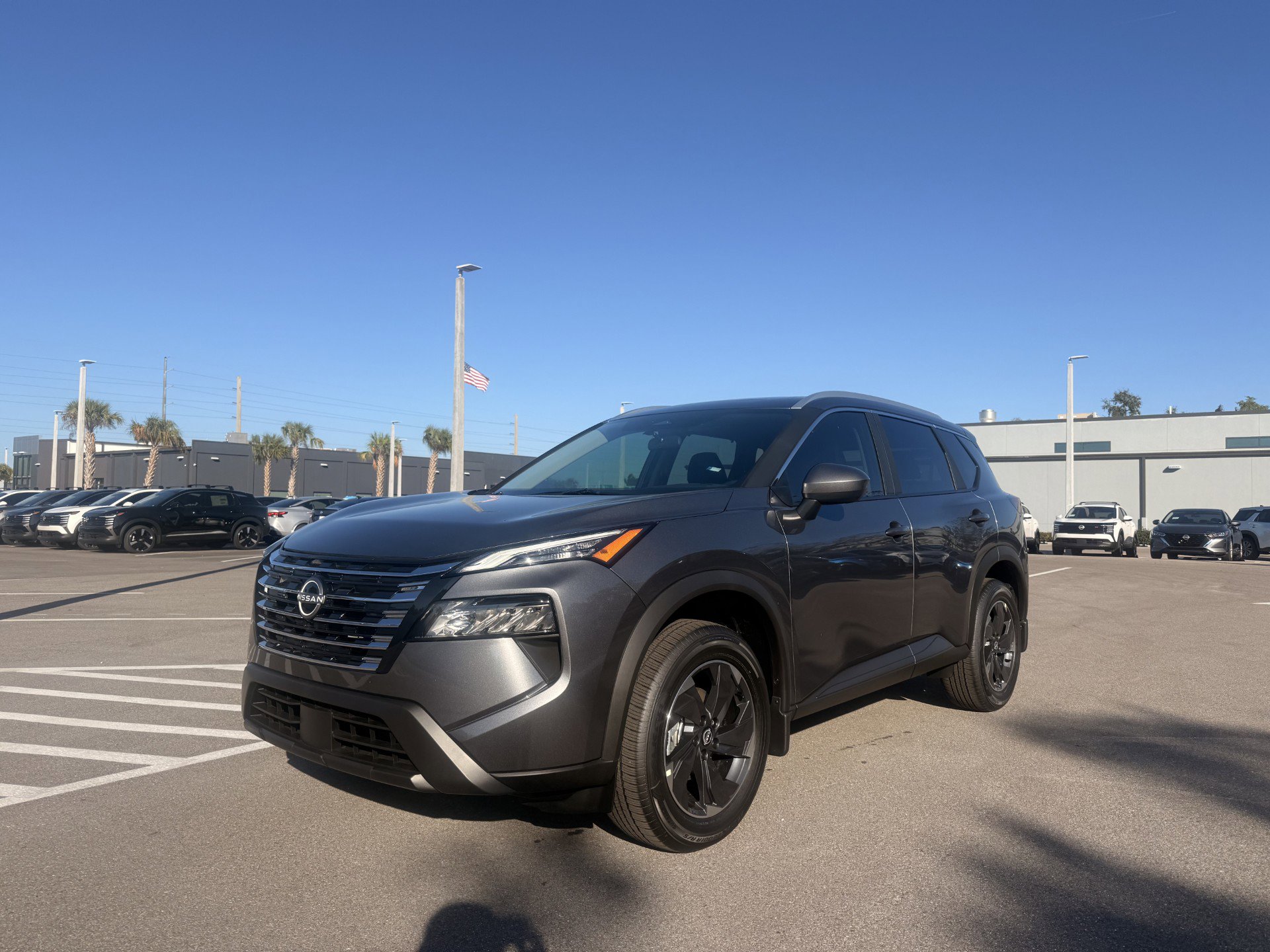2026 Nissan Rogue SV's photo