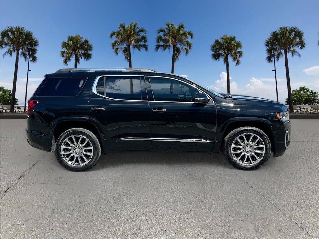 Used 2023 GMC Acadia Denali SUV