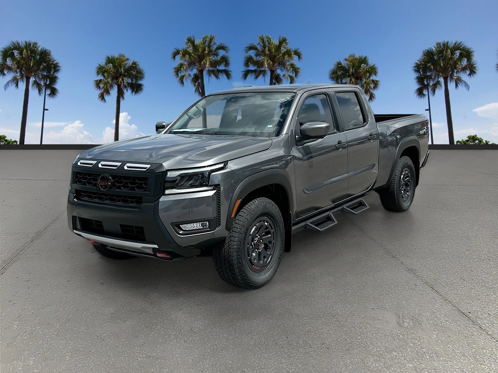 2026 Nissan Frontier PRO-4X's photo