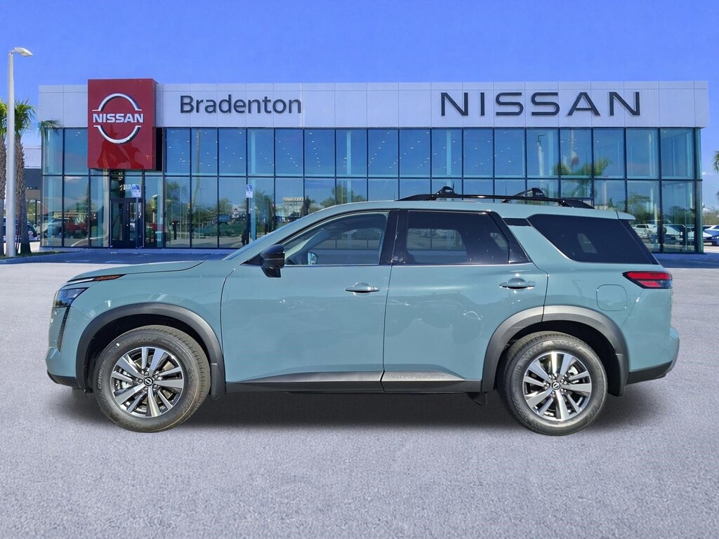 New 2026 Nissan Pathfinder SL SUV