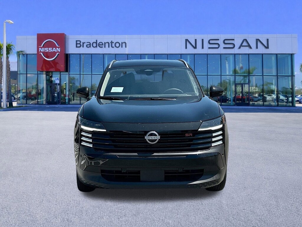 New 2025 Nissan Kicks SR SUV