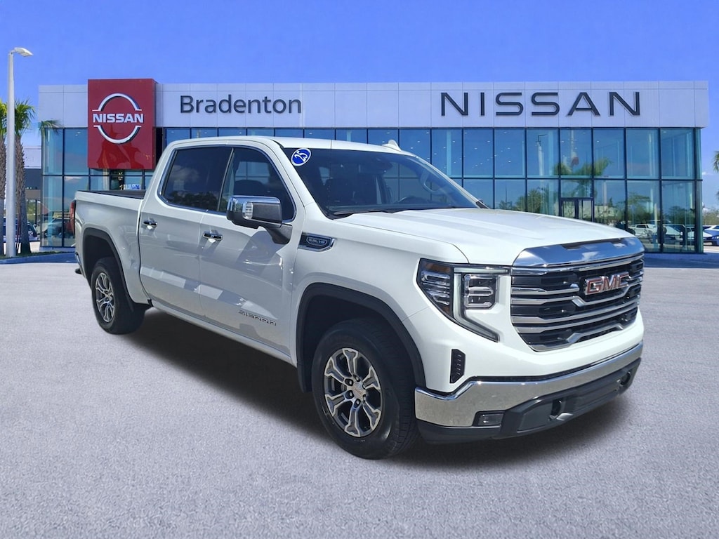 Used 2025 GMC Sierra 1500 SLT Truck Crew Cab