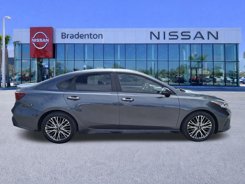 Certified 2022 Kia Forte GT-Line Sedan