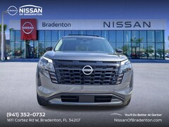 2026 Nissan Pathfinder SL SUV