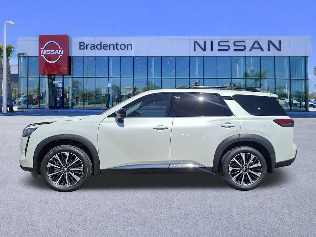 New 2026 Nissan Pathfinder Platinum SUV