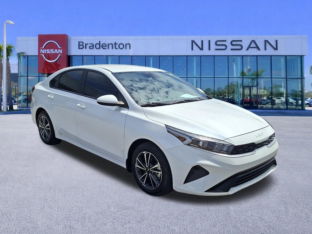 Used 2024 Kia Forte LXS Sedan