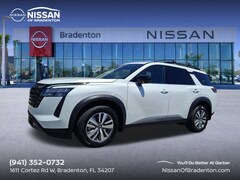 2026 Nissan Pathfinder SL SUV
