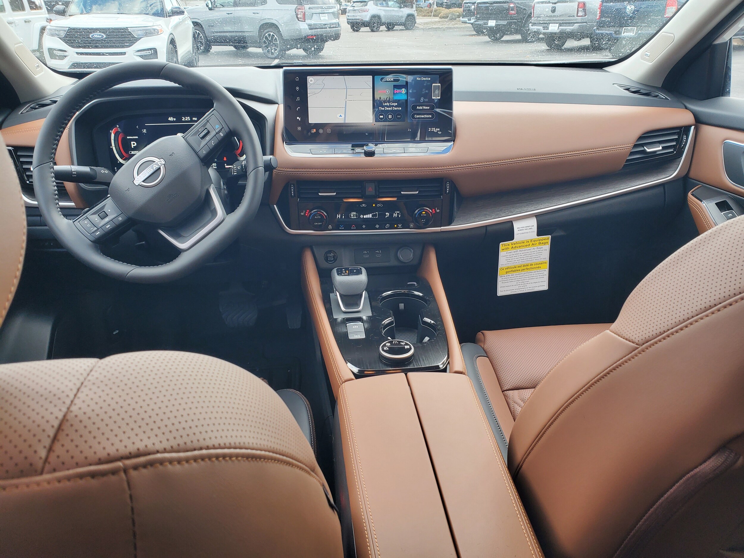 2026 Nissan Rogue Platinum photo 3