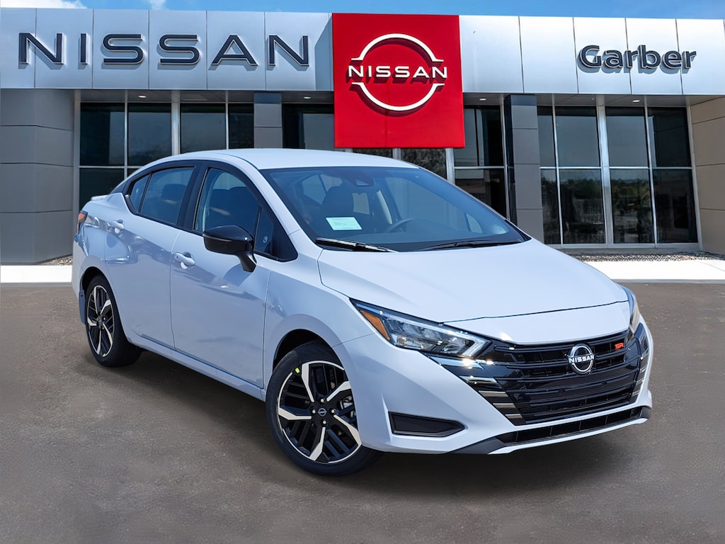 New 2025 Nissan Versa 1.6 SR Sedan