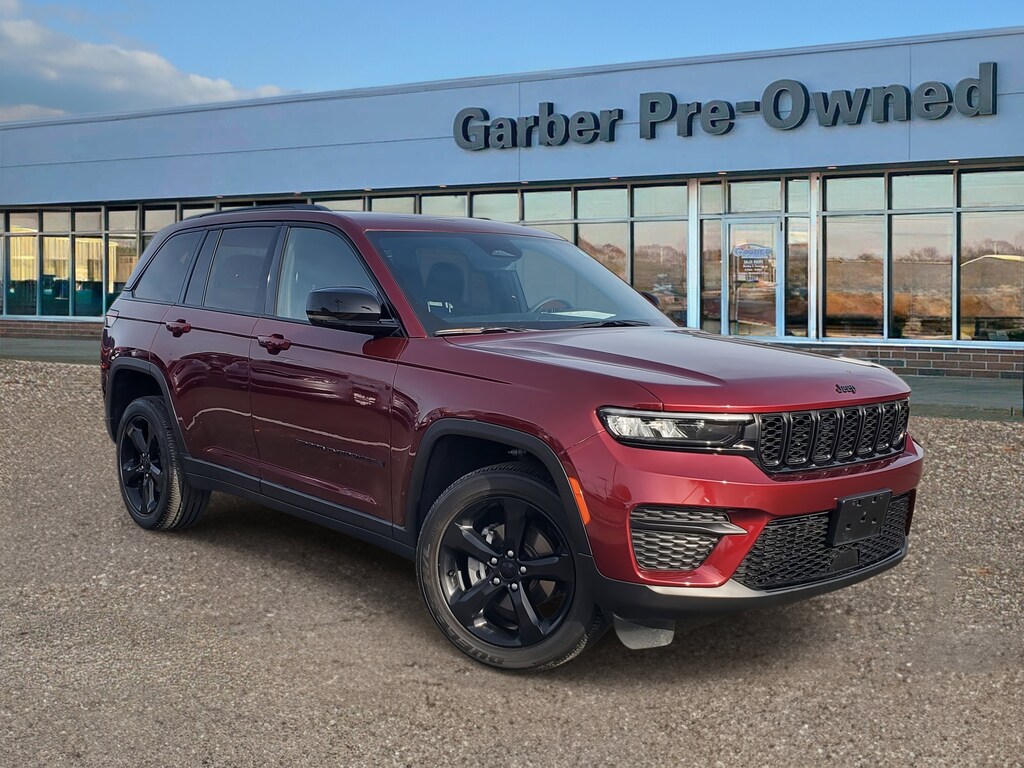 Used 2023 Jeep Grand Cherokee Altitude X SUV
