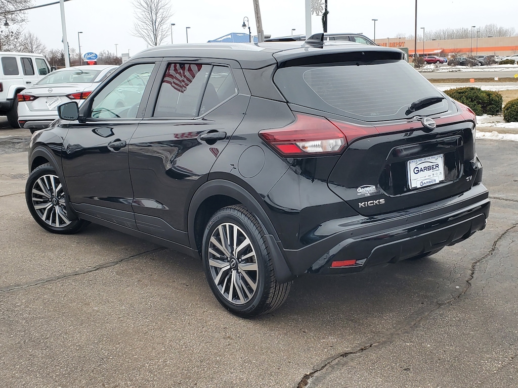 Used 2023 Nissan Kicks SV SUV