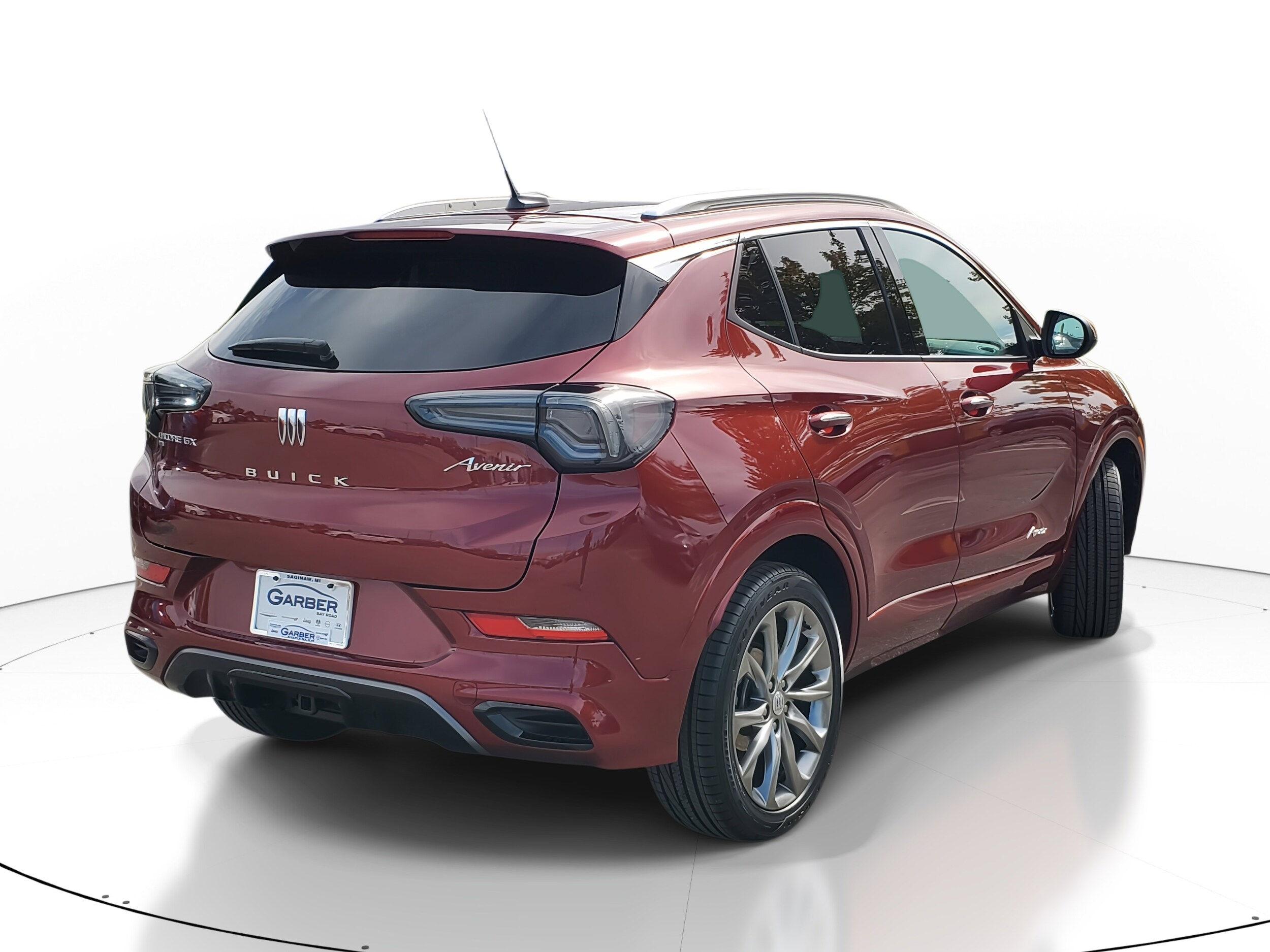 2024 Buick Encore GX Avenir photo 2