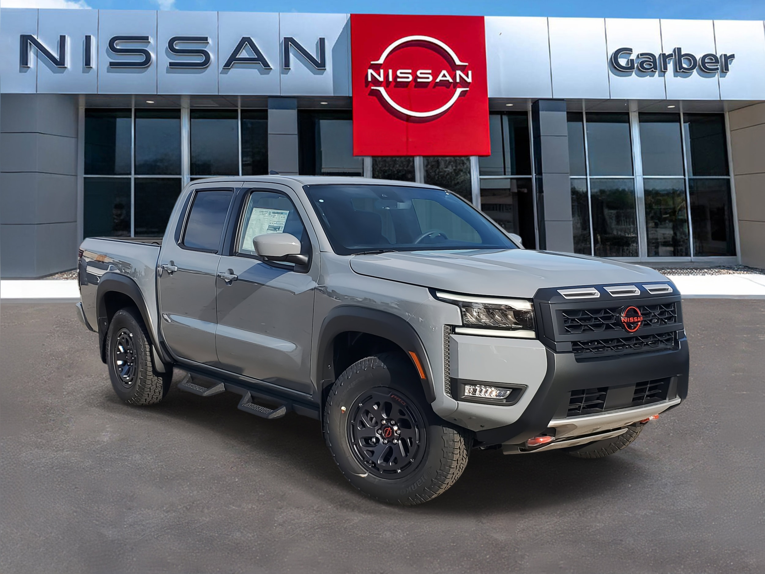 2026 Nissan Frontier PRO-4X's photo