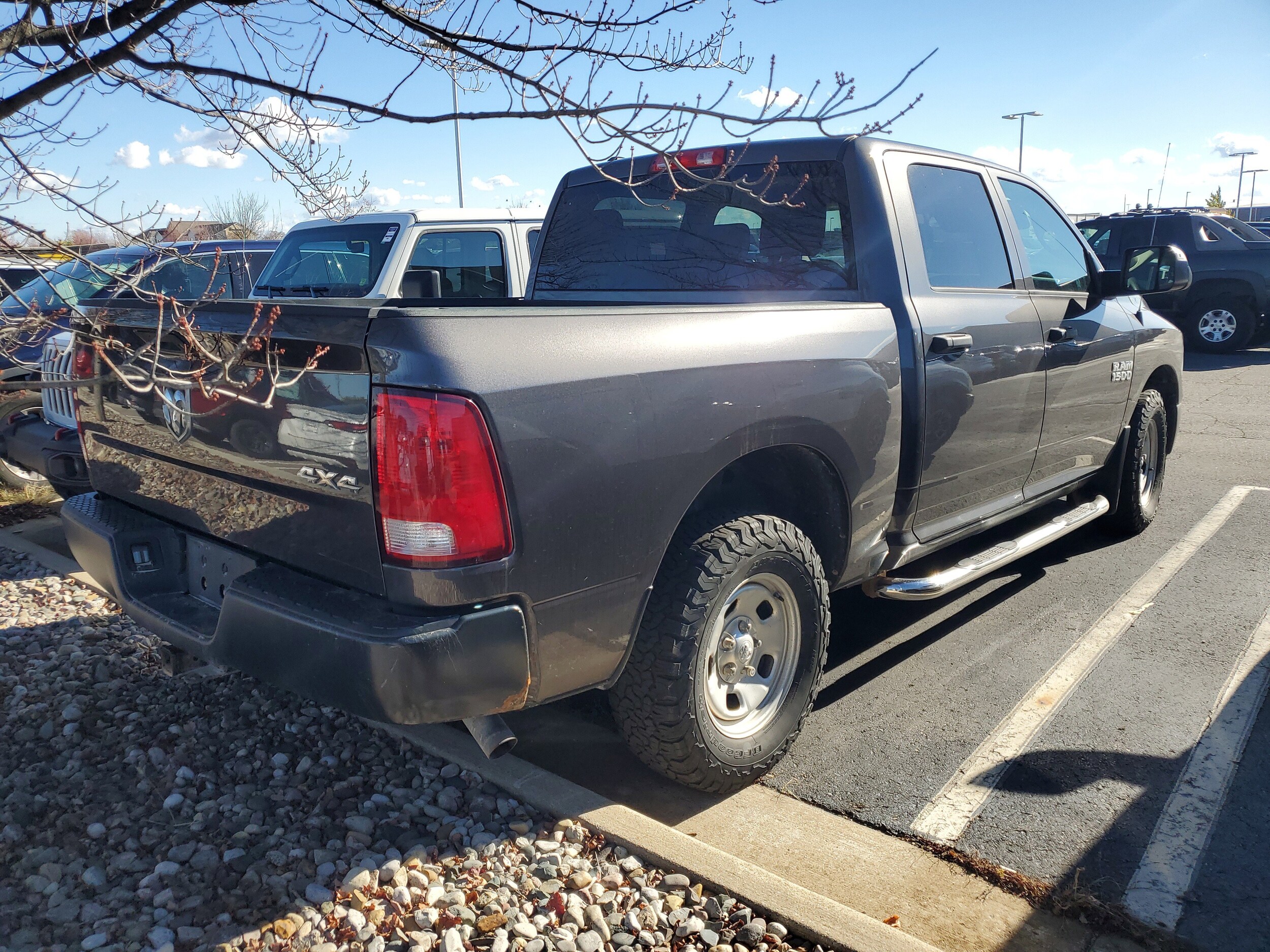 2018 Ram 1500 Tradesman photo 2