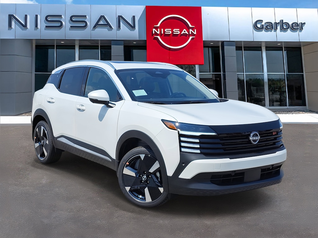 New 2025 Nissan Kicks SR SUV