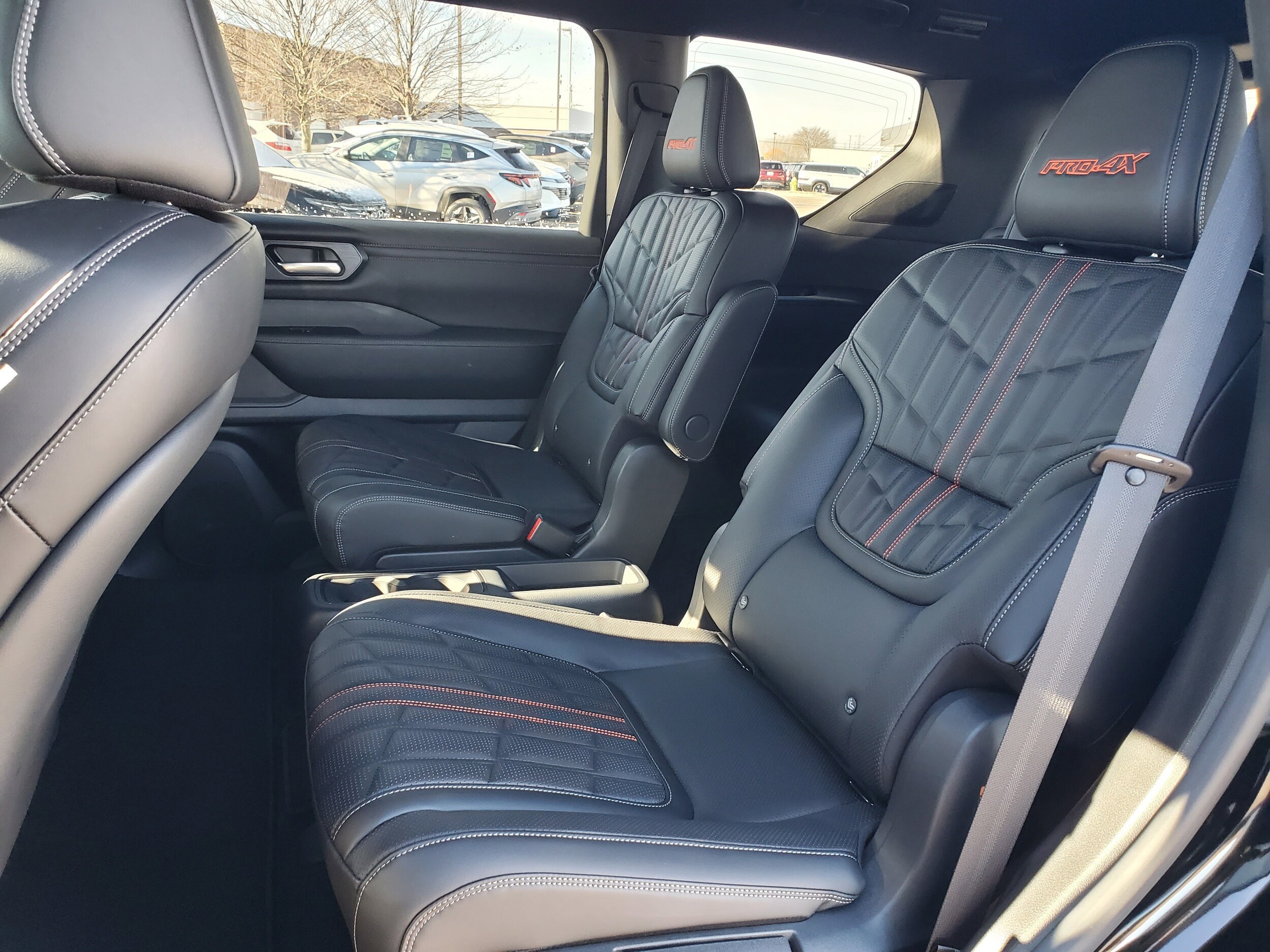 2026 Nissan Armada PRO-4X - Photo 30