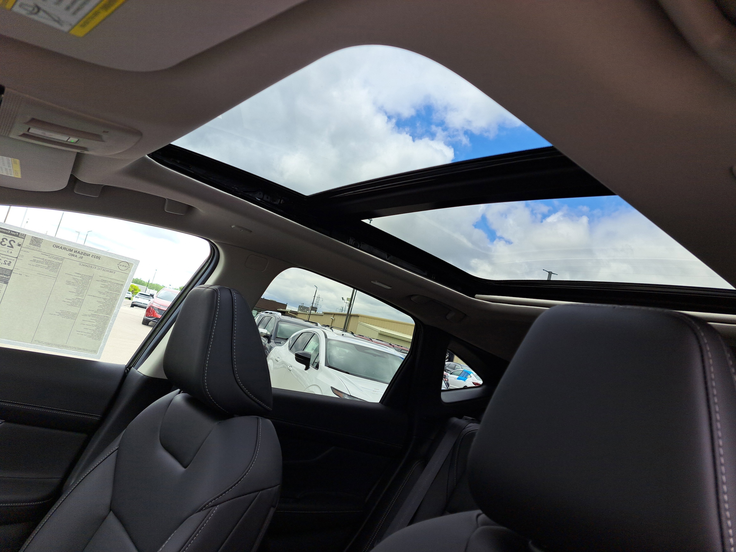 2025 Nissan Murano SL - Photo 6