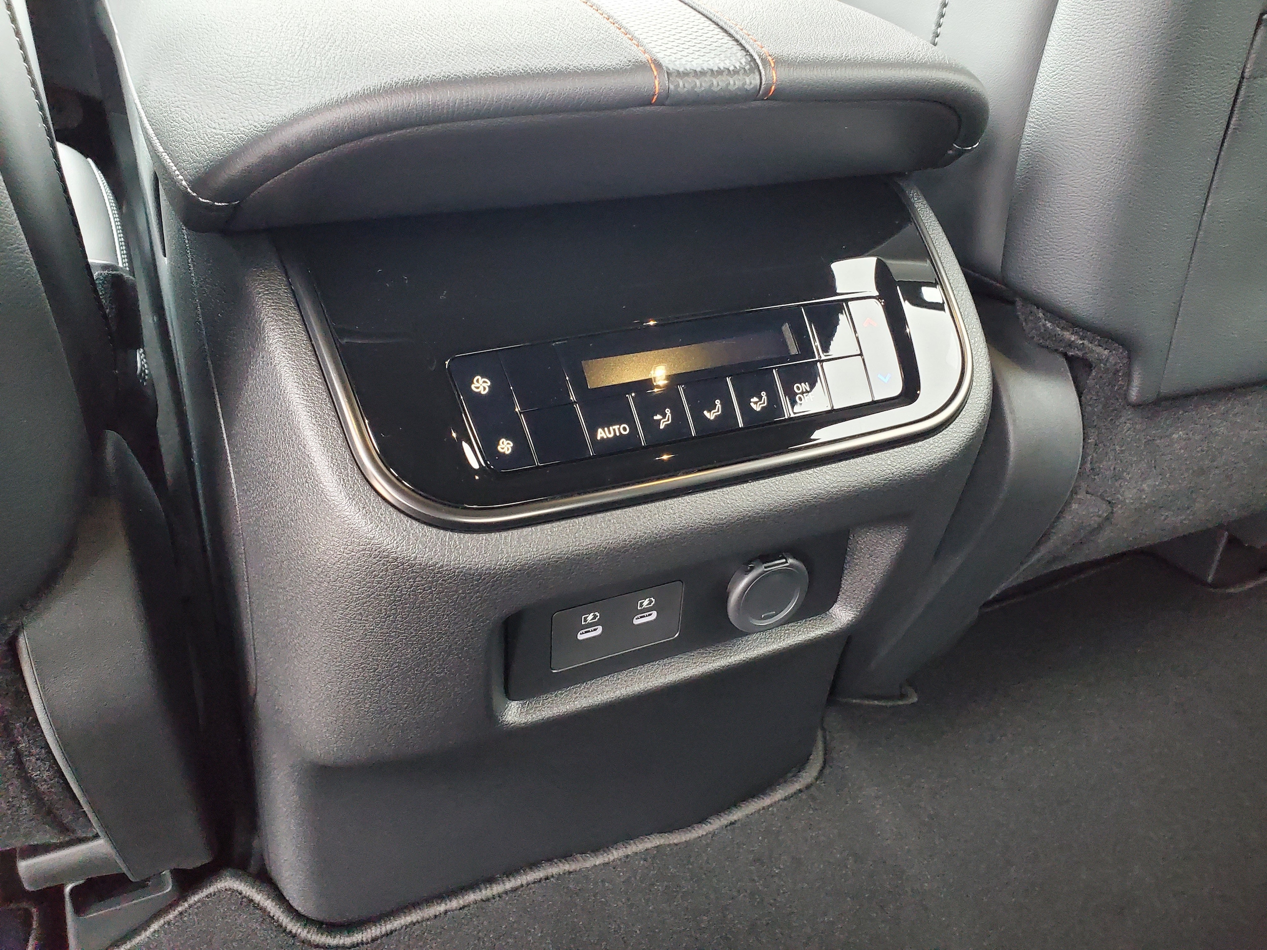 2026 Nissan Armada PRO-4X - Photo 29