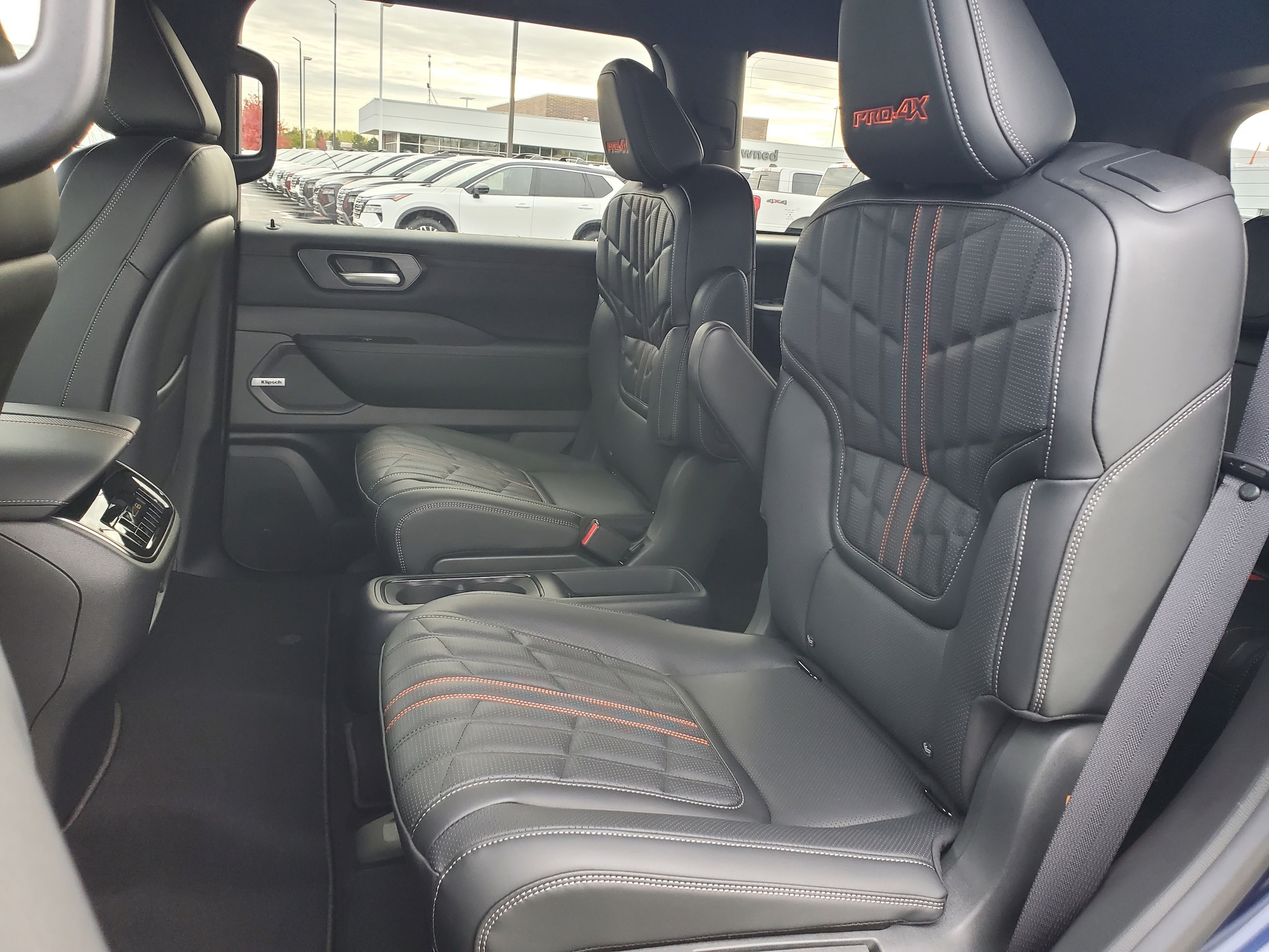 2026 Nissan Armada PRO-4X - Photo 31