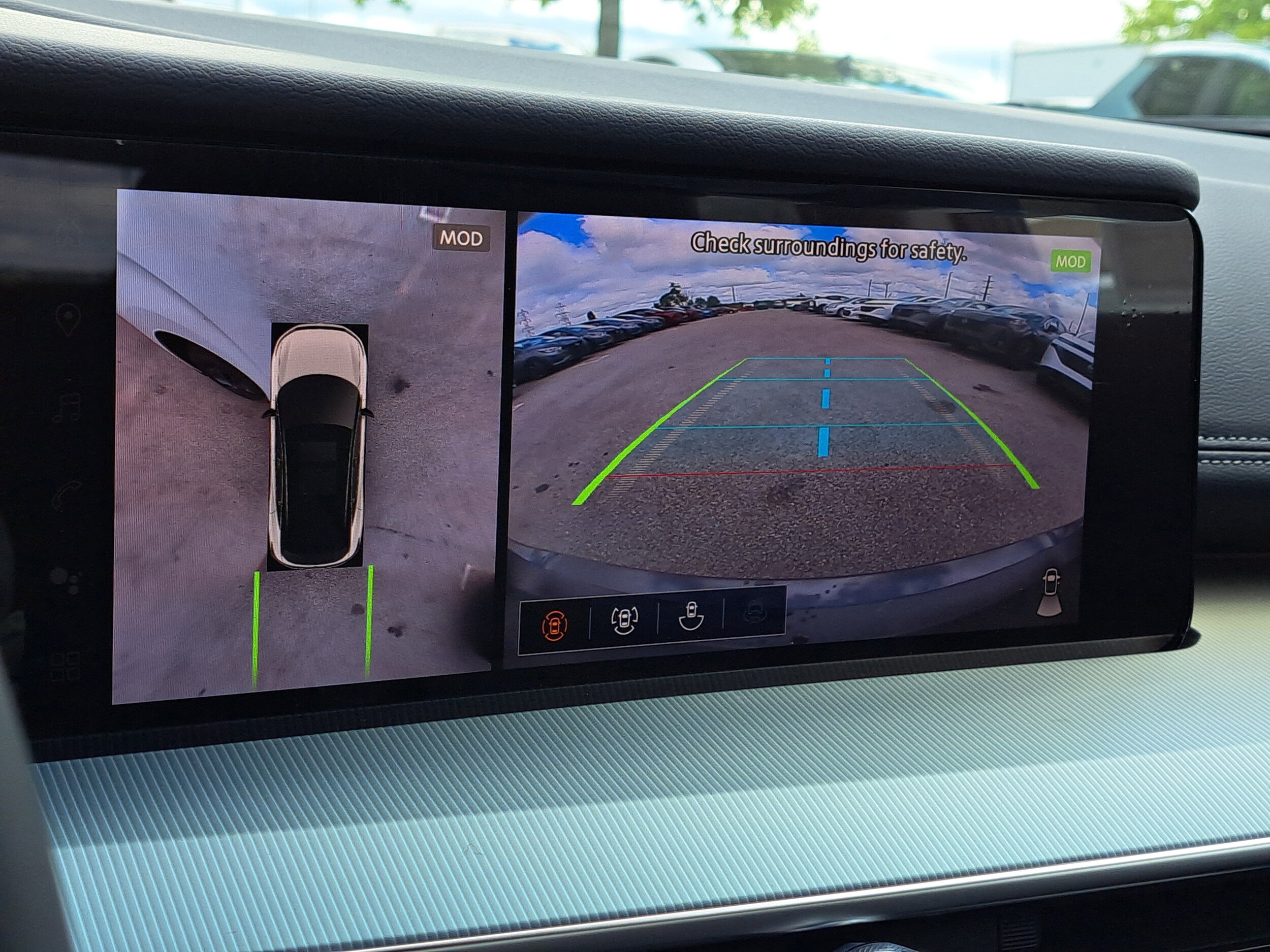 2025 Nissan Murano SL - Photo 15