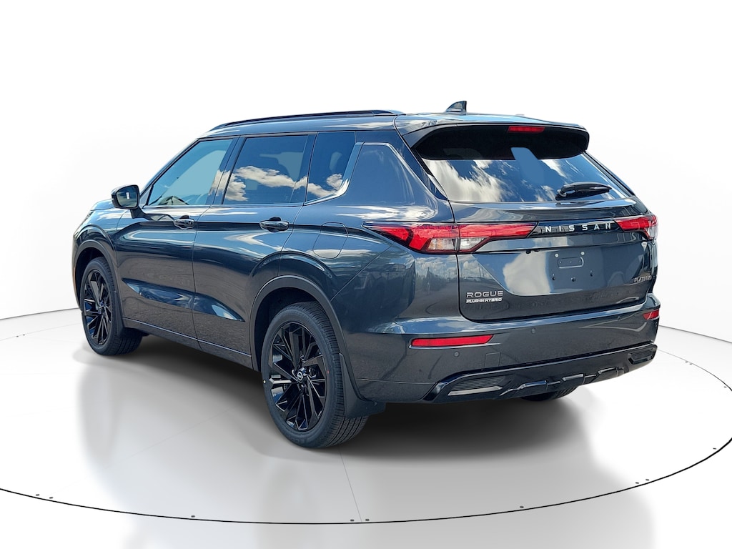 New 2026 Nissan Rogue Plug-In Hybrid Platinum SUV