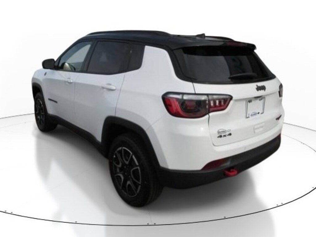 Used 2025 Jeep Compass Trailhawk SUV