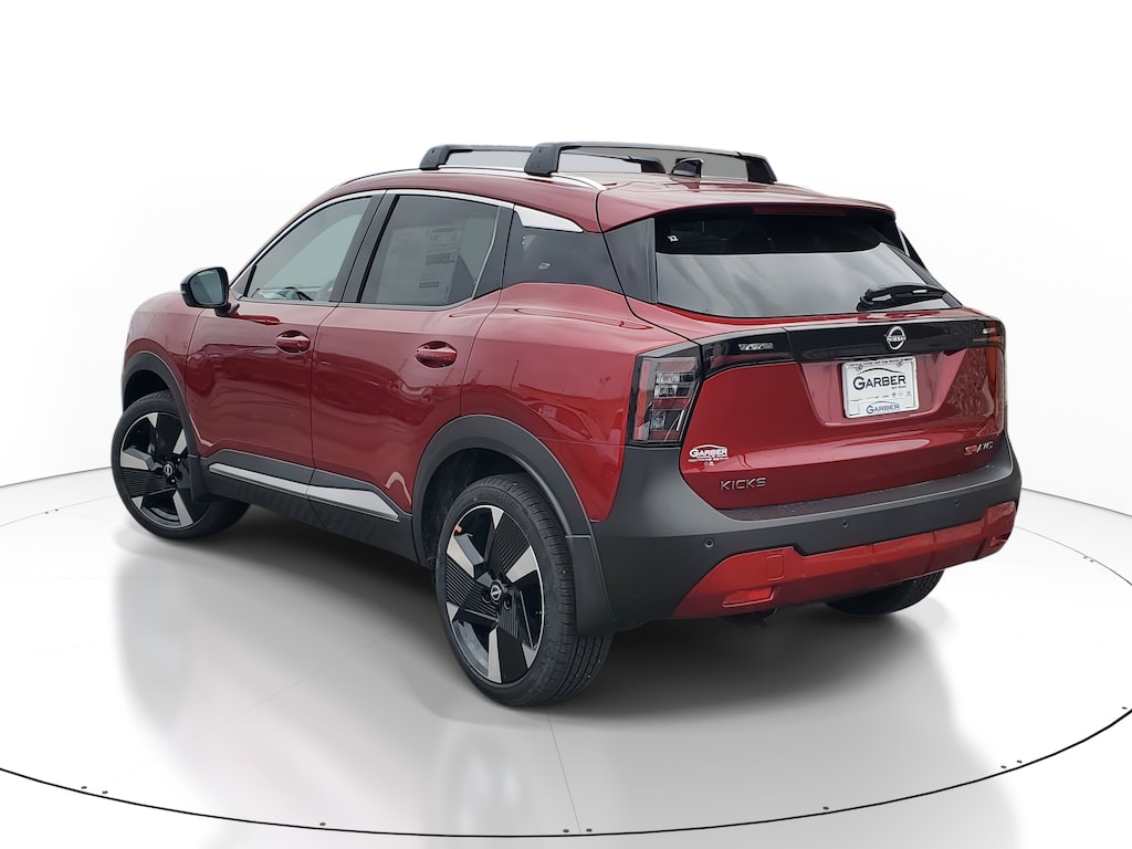 New 2026 Nissan Kicks SR SUV