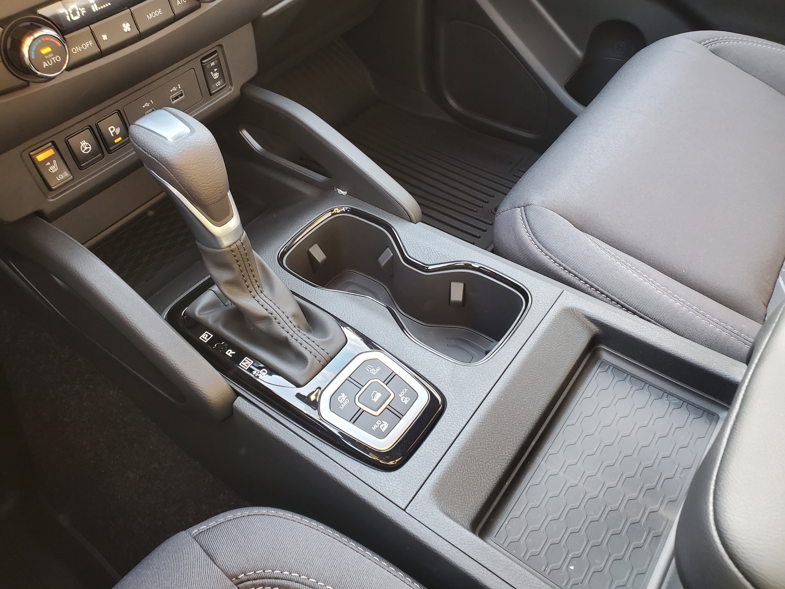 2026 Nissan Frontier SV - Photo 24