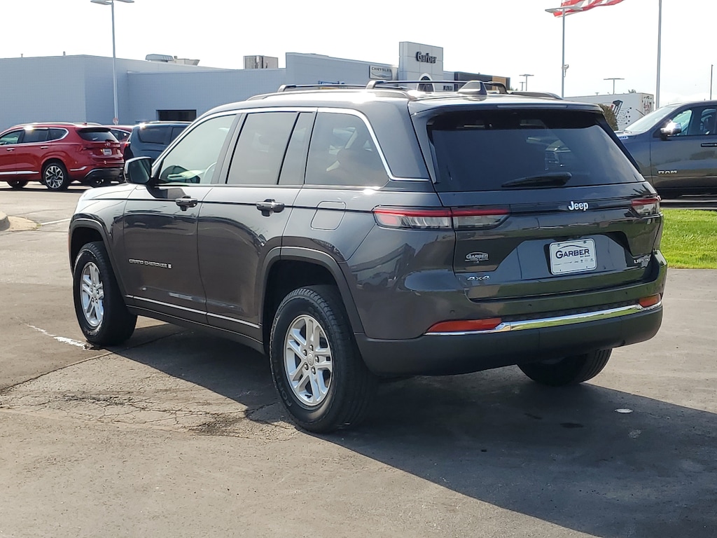 Used 2023 Jeep Grand Cherokee Laredo SUV
