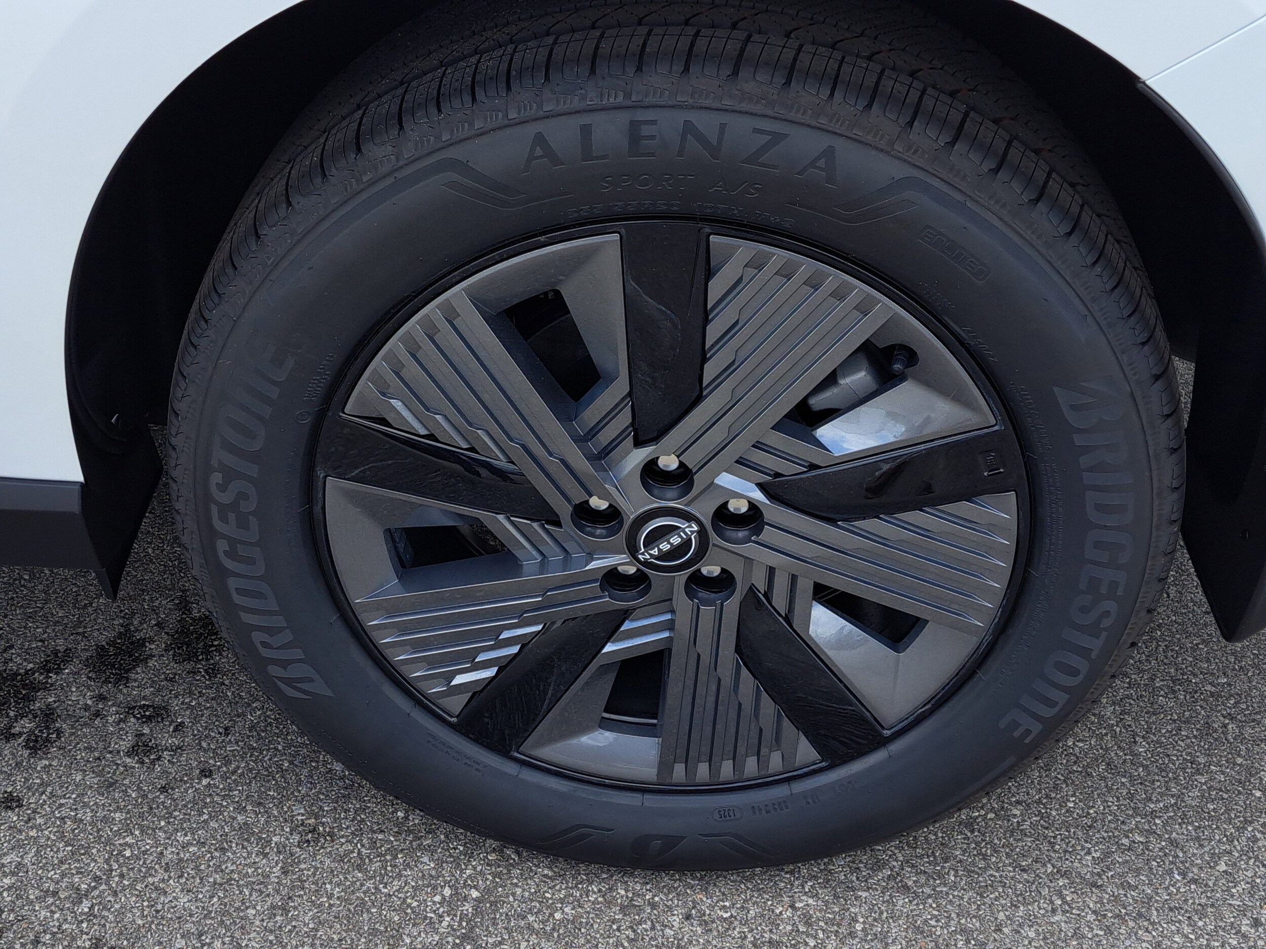 2025 Nissan Murano SL - Photo 29