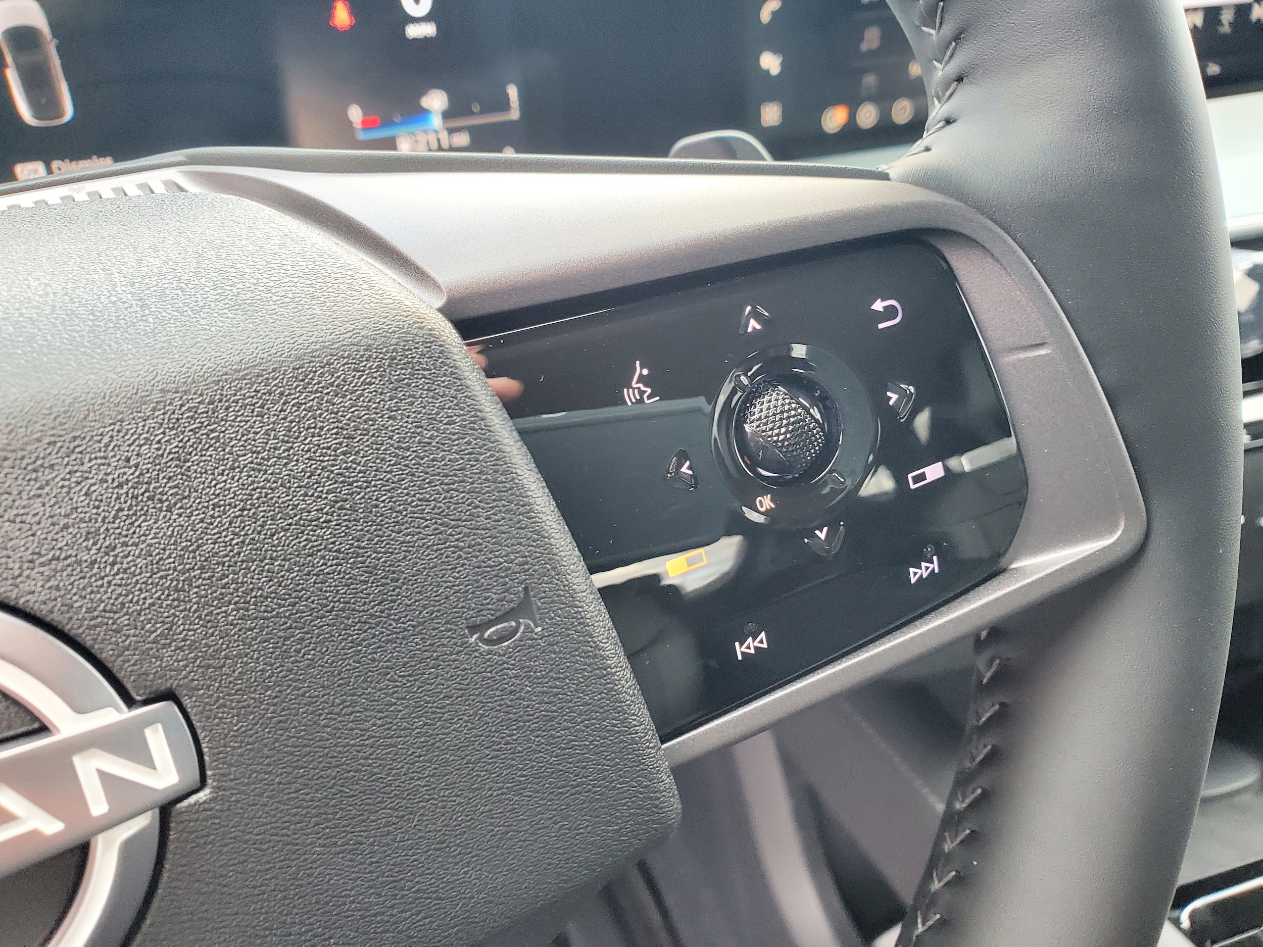 2026 Nissan Murano SL - Photo 13