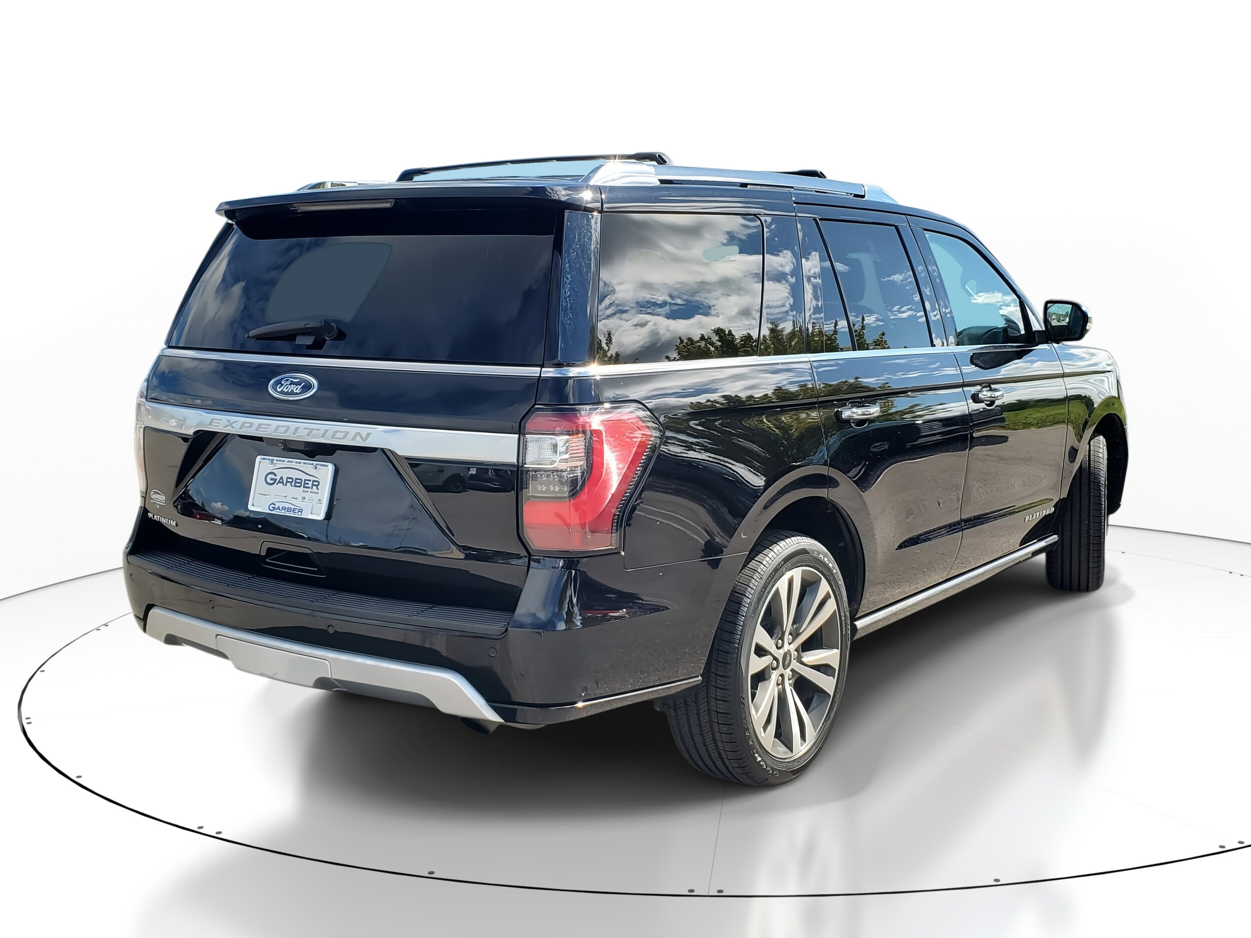 2021 Ford Expedition Platinum photo 2