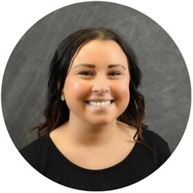 Staff member Samantha Armstrong from ID_14d82b