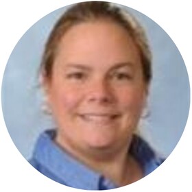 Staff member Karen Dyer from ID_e7e523