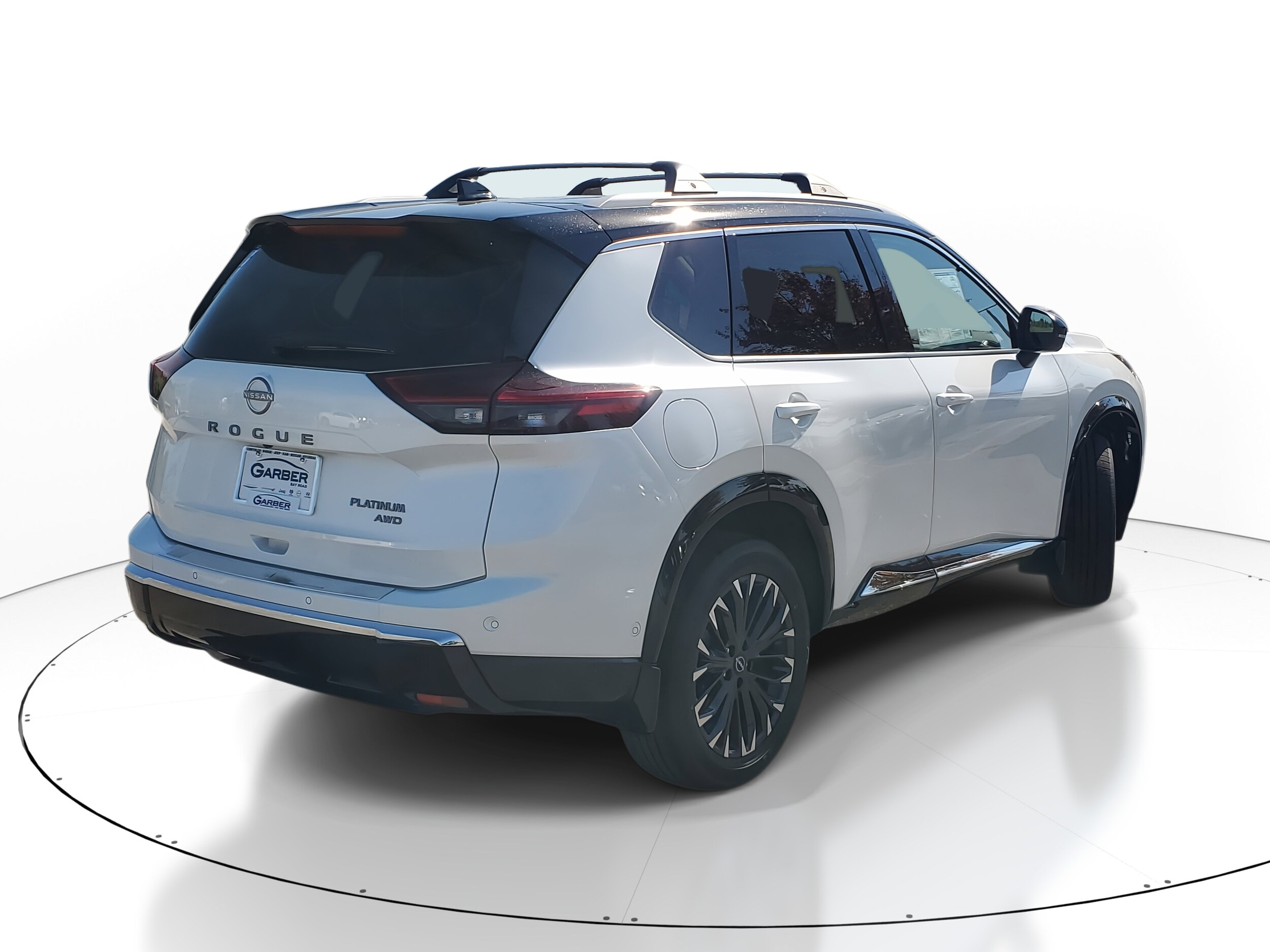 2026 Nissan Rogue Platinum photo 2