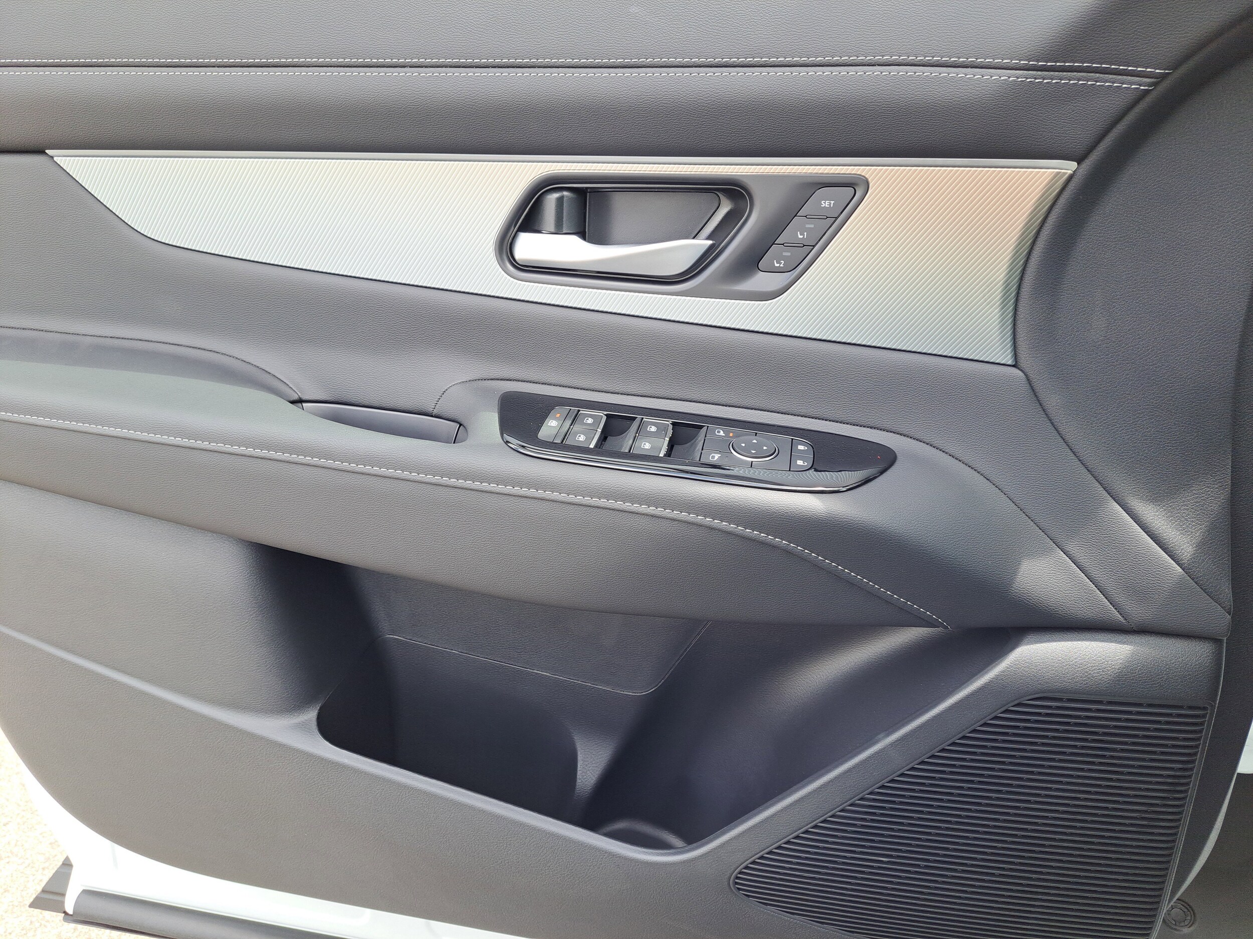 2025 Nissan Murano SL - Photo 19