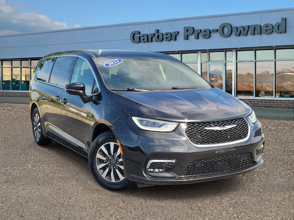 Used 2022 Chrysler Pacifica Hybrid Touring L Van Passenger Van