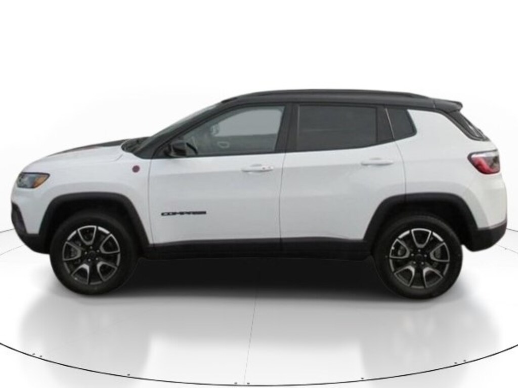 Used 2025 Jeep Compass Trailhawk SUV