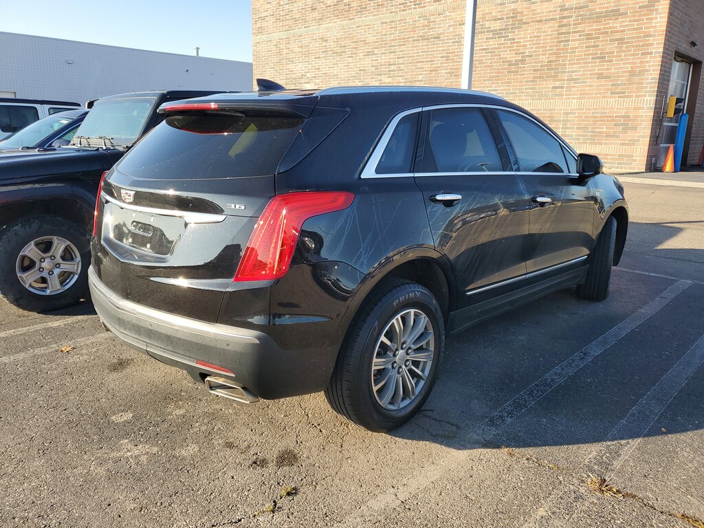Used 2017 Cadillac XT5 Luxury SUV