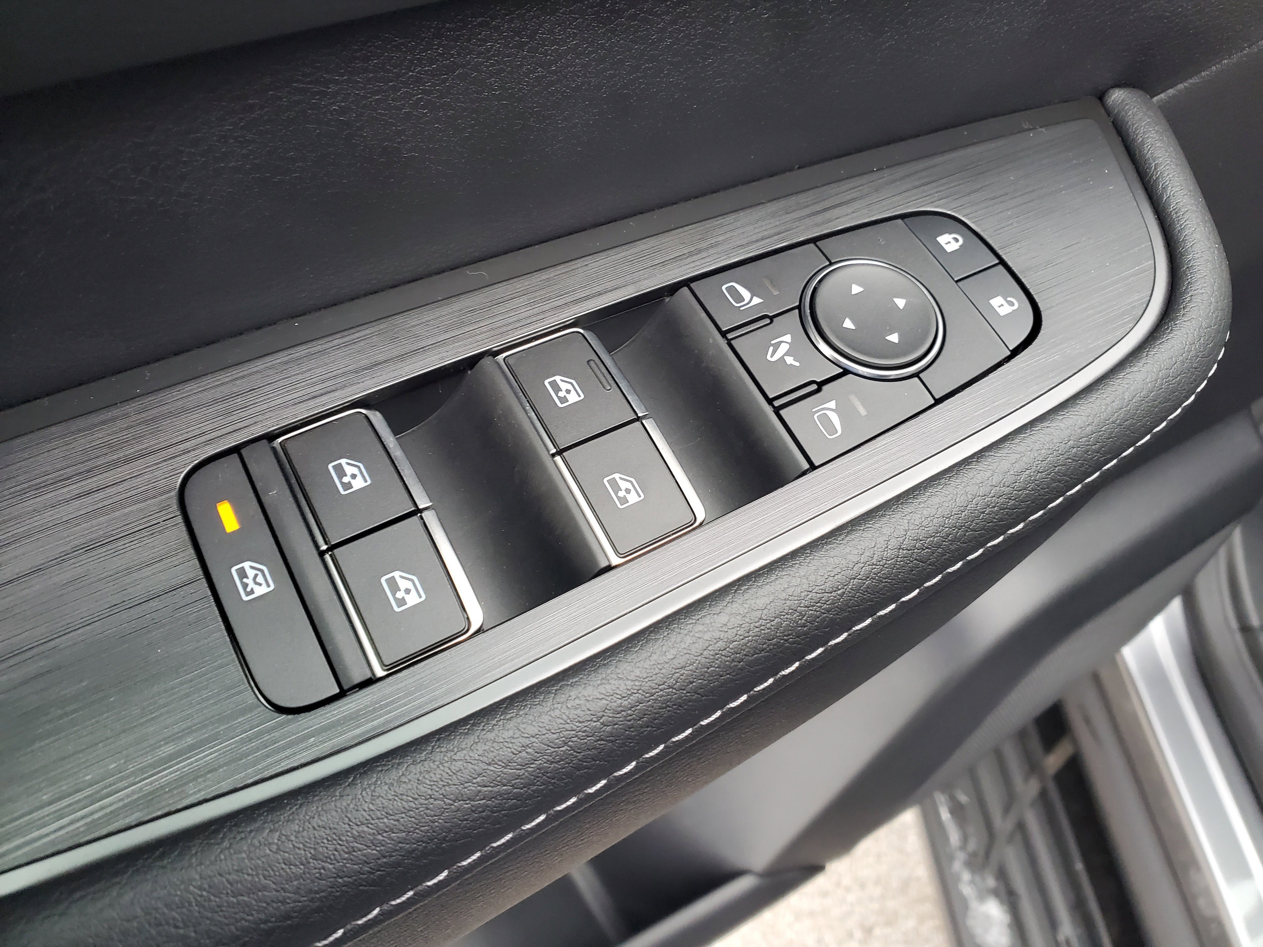 2026 Nissan Armada PRO-4X - Photo 9