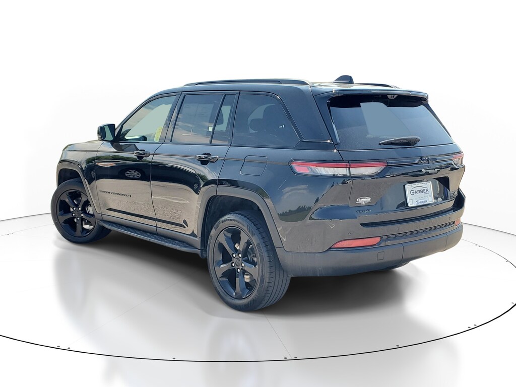 Used 2024 Jeep Grand Cherokee Limited SUV