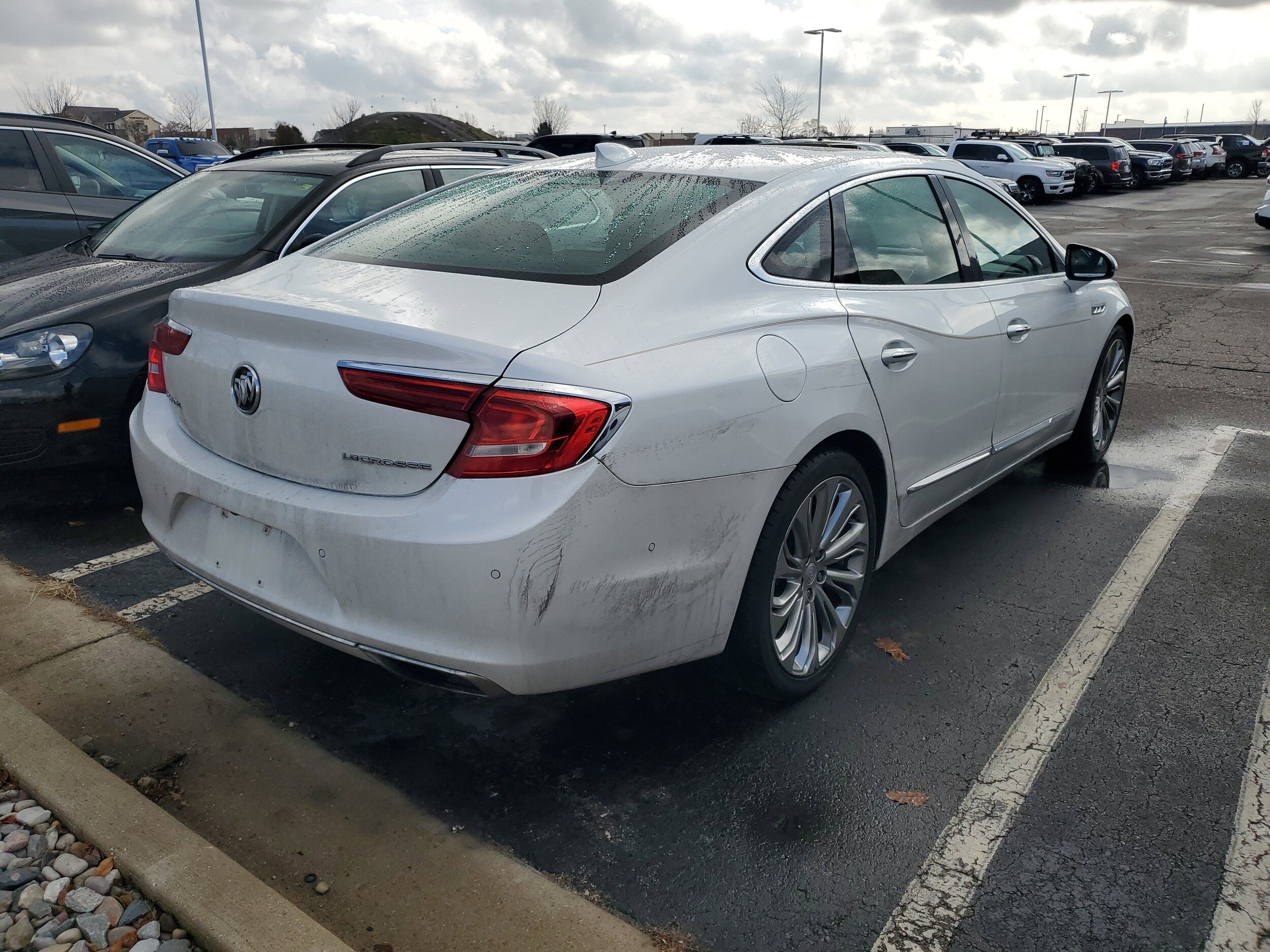 2017 Buick LaCrosse Premium I photo 2