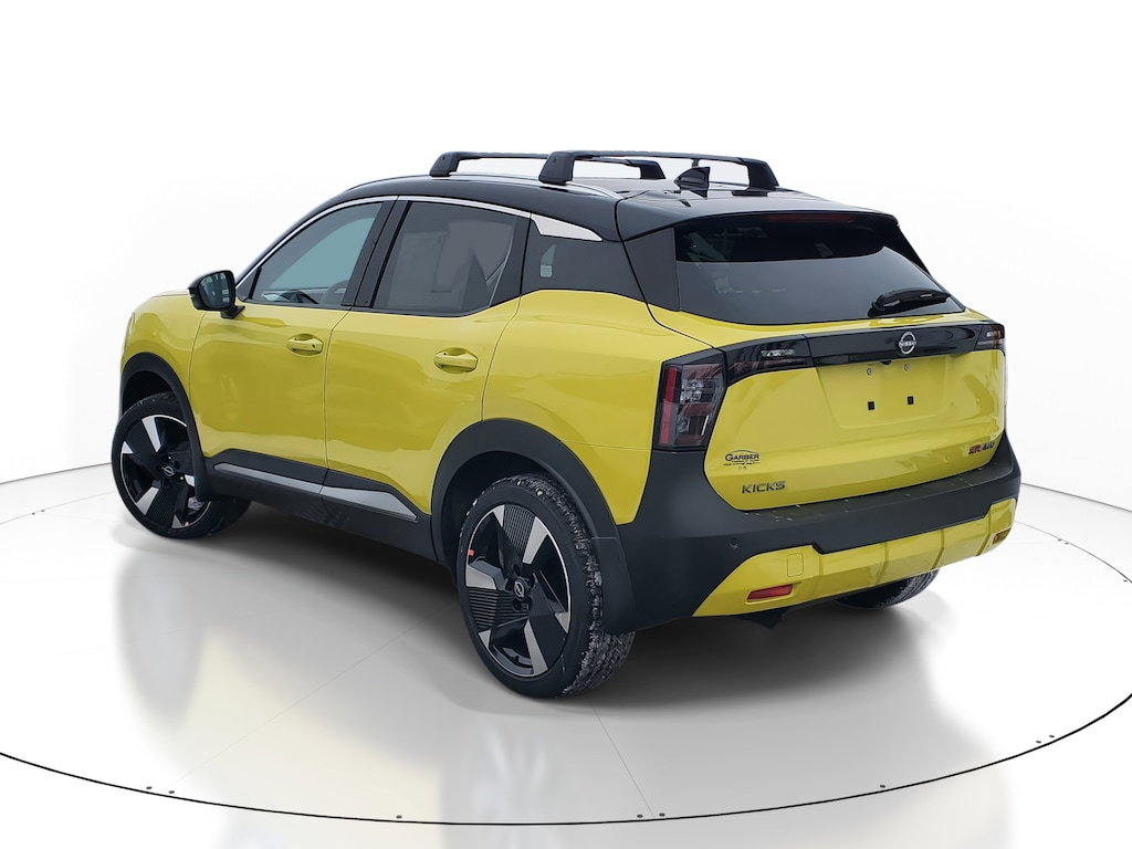 New 2026 Nissan Kicks SR SUV