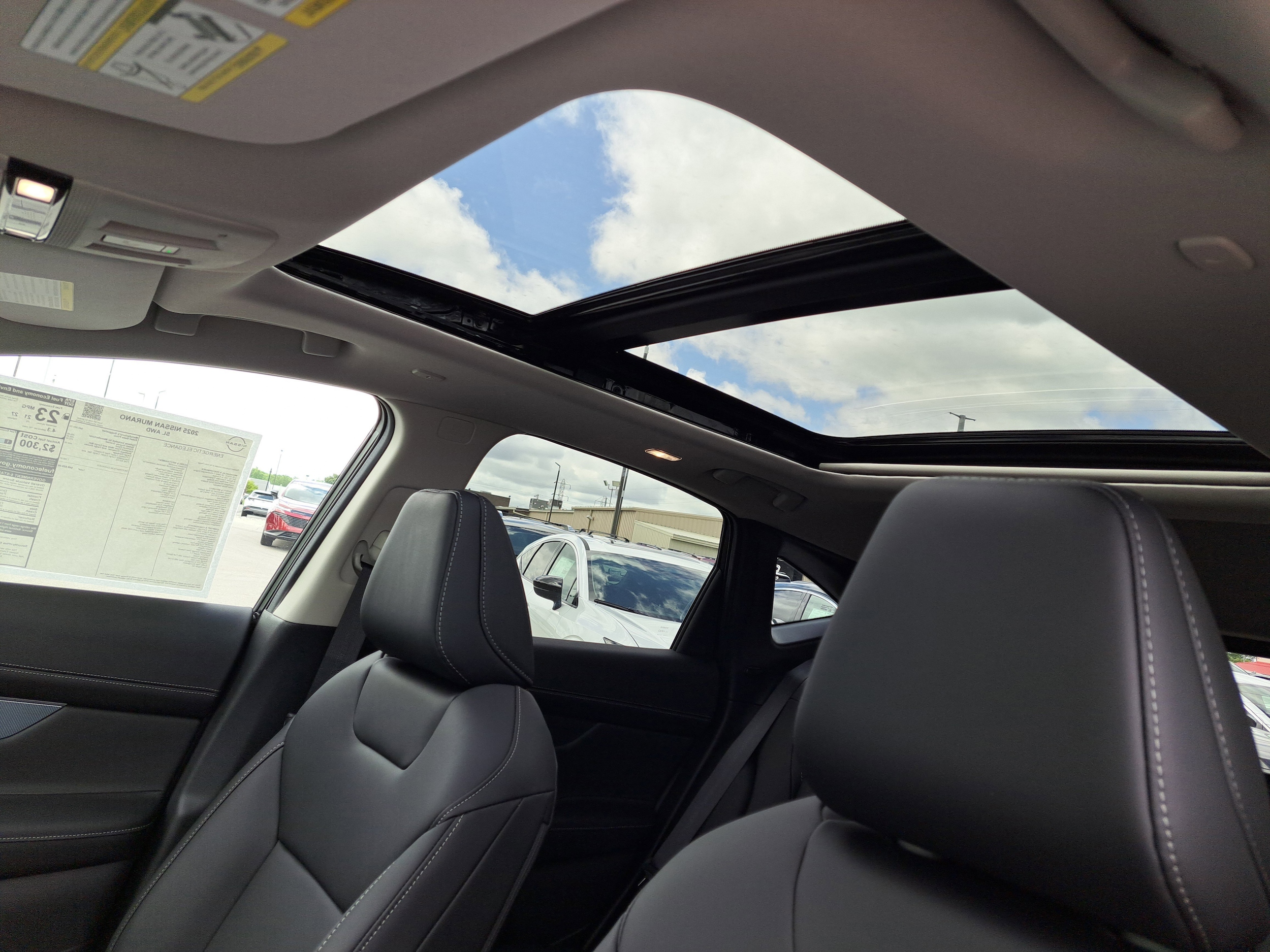 2025 Nissan Murano SL - Photo 6