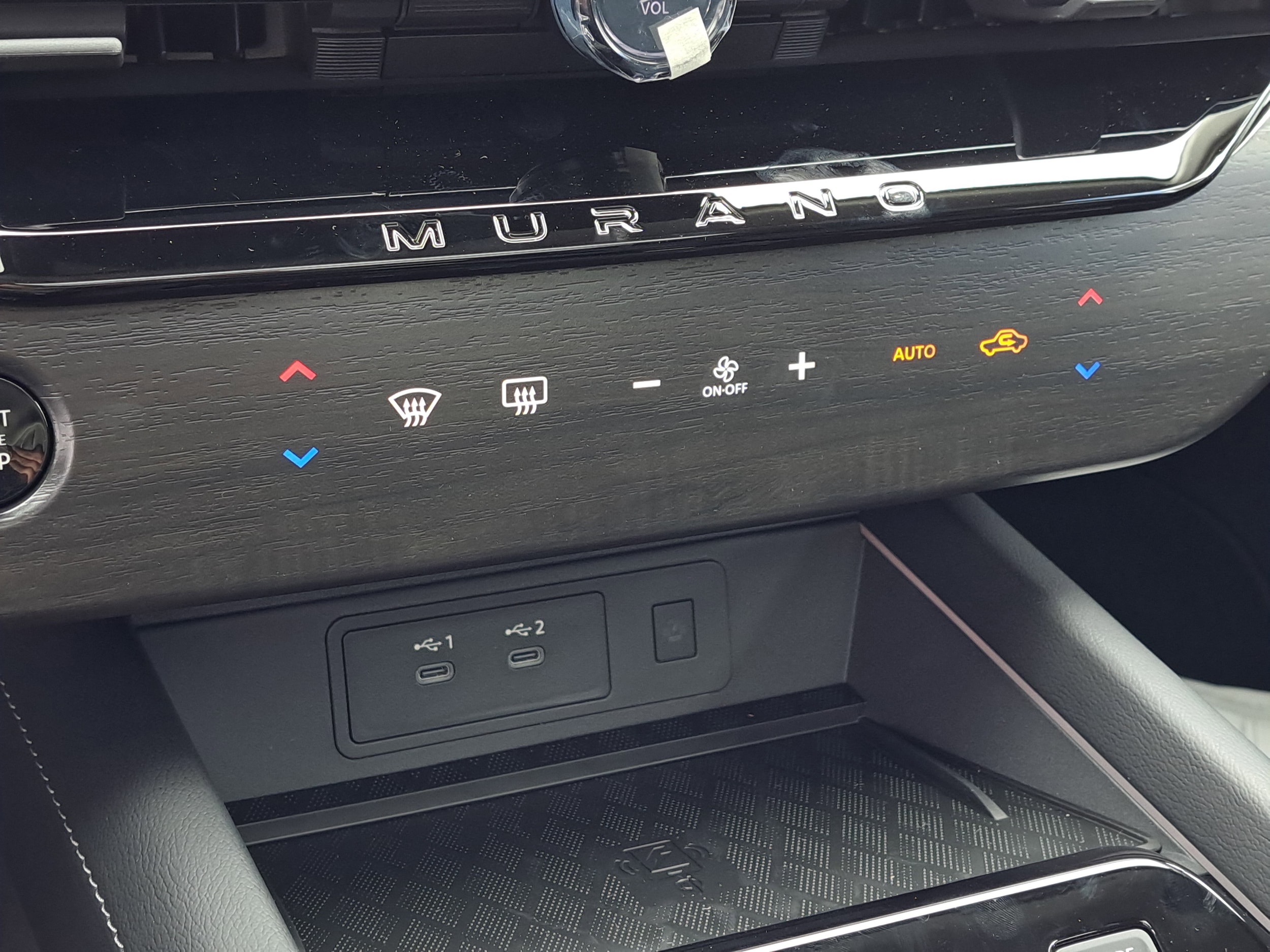 2025 Nissan Murano SL - Photo 16