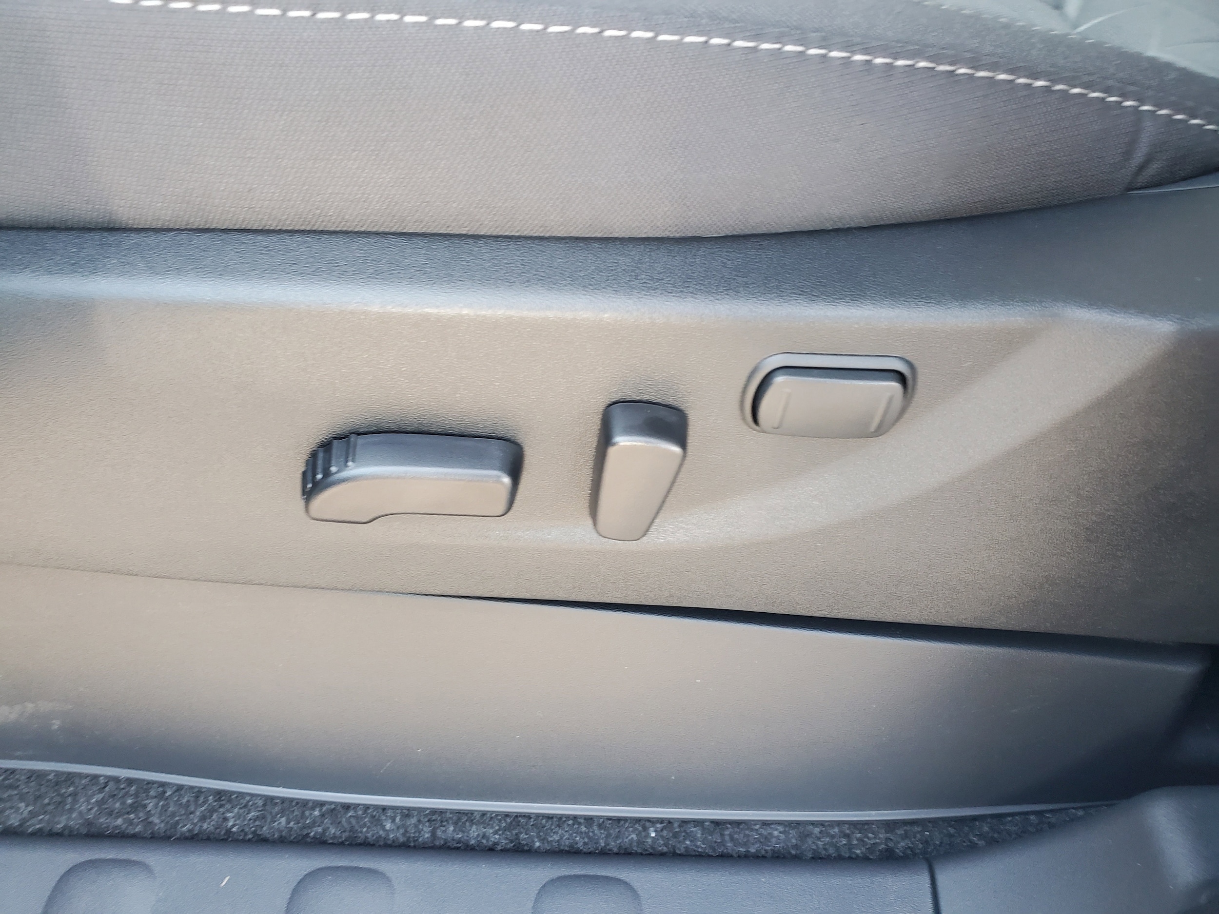 2026 Nissan Frontier SV - Photo 7