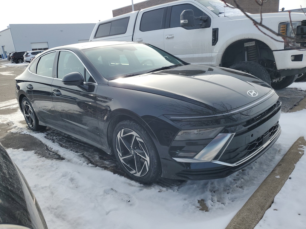 Used 2024 Hyundai Sonata SEL Sedan