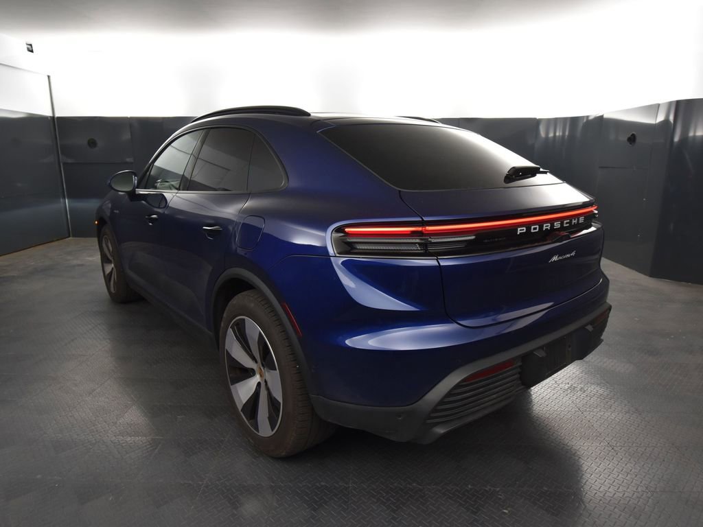 2024 Porsche Macan Electric 4 photo 3