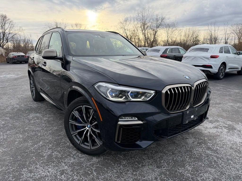 2021 BMW X5 M50i's photo