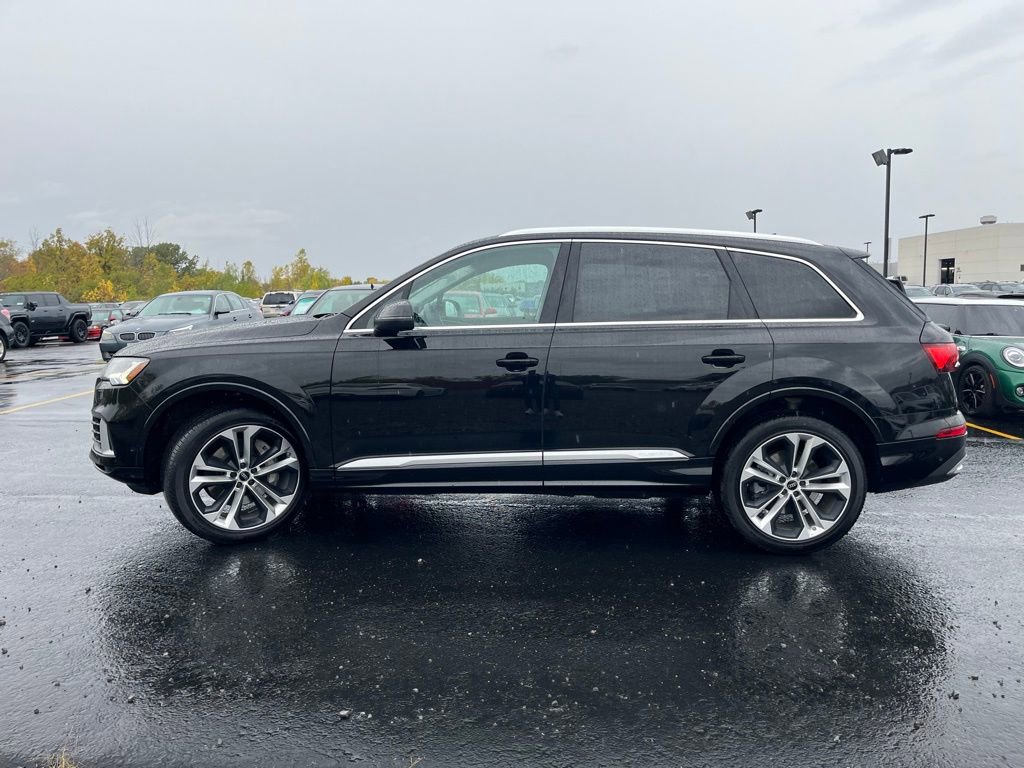 2024 Audi Q7 55 Premium Plus photo 3
